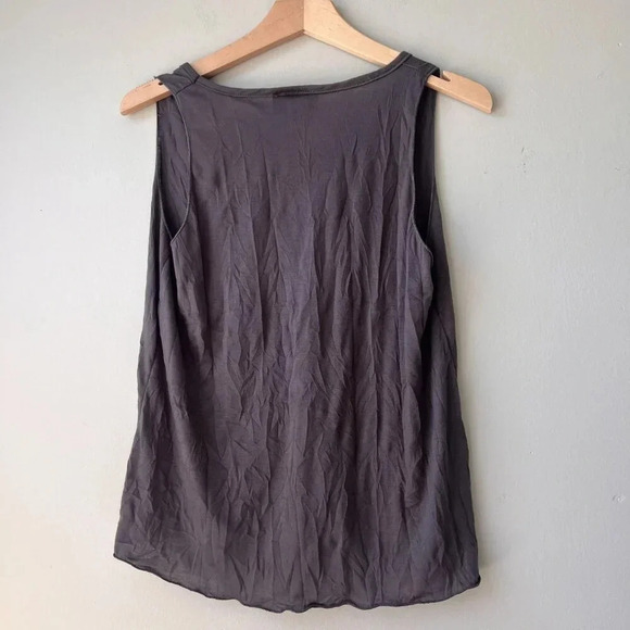 Surrealist‎ Studio Womens V-Neck Sleeveless Top Gray - Picture 4 of 4